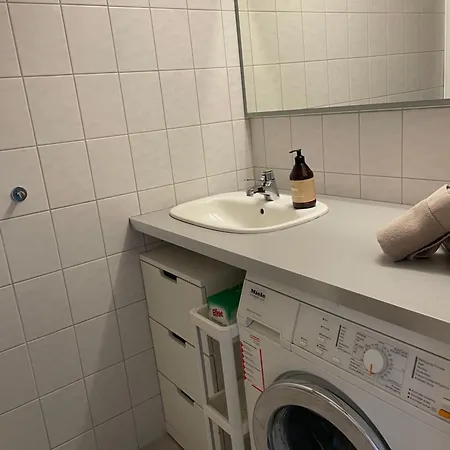 Sjoutsikt Apartment
